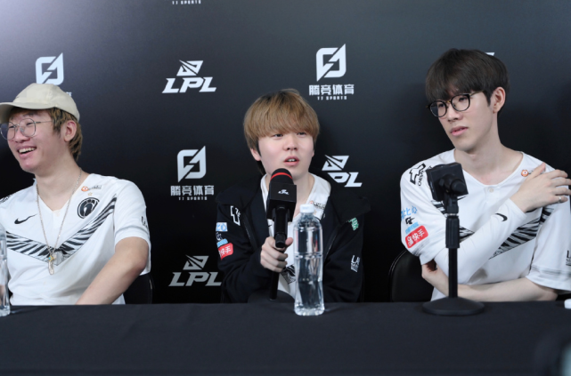 外建立起了 外建立起了