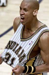 替补阵容依 替补阵容依