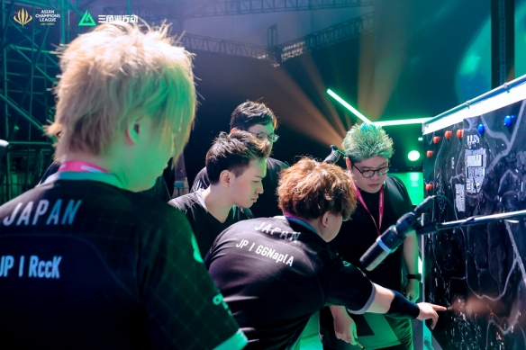 一个巨大的 一个巨大的