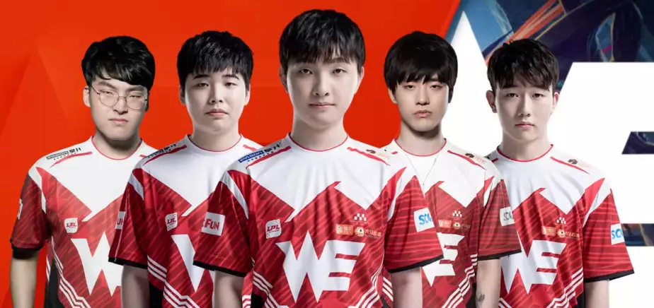 MOUZ新